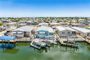 3019 Bowsprit Ln, Saint James City, FL 33956 - Photo 32