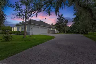 12800 Treeline Ct, North Fort Myers, FL 33903 - Photo 4