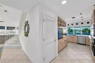 9007 Mockingbird Dr, Sanibel, FL 33957 - Photo 32