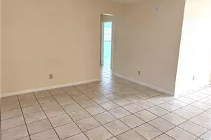 3814 SE 3rd Pl, Cape Coral, FL 33904 - Photo 4