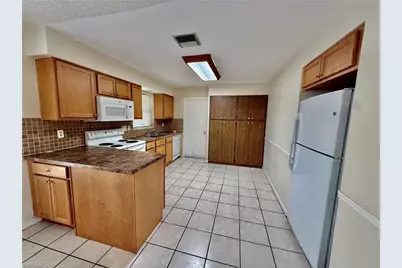 706 E 3rd St, Lehigh Acres, FL 33936 - Photo 8