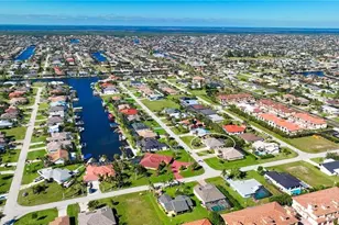 1807 SW 48th Ln, Cape Coral, FL 33914 - Photo 44