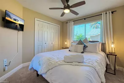 1807 SW 48th Ln, Cape Coral, FL 33914 - Photo 22