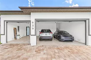 939 Mohawk Pkwy, Cape Coral, FL 33914 - Photo 28