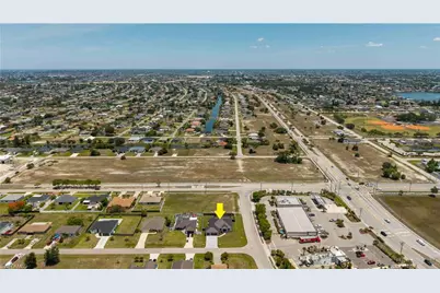 819 SW 16th Ter, Cape Coral, FL 33991 - Photo 40