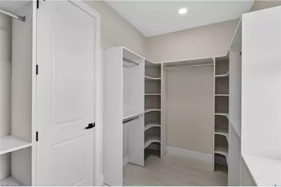 819 SW 16th Ter, Cape Coral, FL 33991 - Photo 34