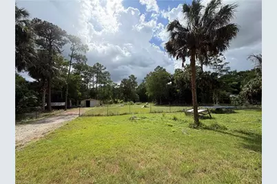 281 8th St SE, Naples, FL 34117 - Photo 6