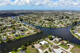 609 SE 21st St, Cape Coral, FL 33990 - Photo 50