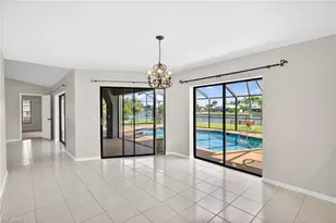 609 SE 21st St, Cape Coral, FL 33990 - Photo 8