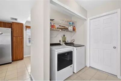 609 SE 21st St, Cape Coral, FL 33990 - Photo 28