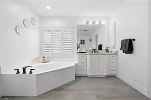 27130 Holly Ln, Bonita Springs, FL 34135 - Photo 20