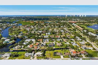 27130 Holly Ln, Bonita Springs, FL 34135 - Photo 36