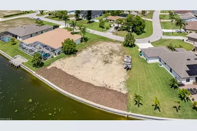 506 NE 21st Pl, Cape Coral, FL 33909 - Photo 6
