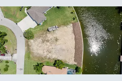 506 NE 21st Pl, Cape Coral, FL 33909 - Photo 10
