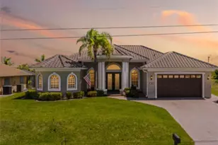 613 SE 4th Pl, Cape Coral, FL 33990 - Photo 1