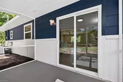 2300 Crystal Dr, Fort Myers, FL 33907 - Photo 16