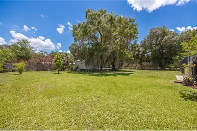 22031 Edwards Dr, Alva, FL 33920 - Photo 40