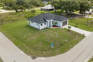 931 Barcelona St E, Lehigh Acres, FL 33974 - Photo 20