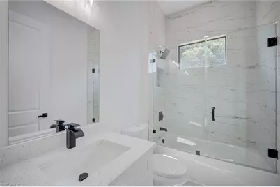 931 Barcelona St E, Lehigh Acres, FL 33974 - Photo 16