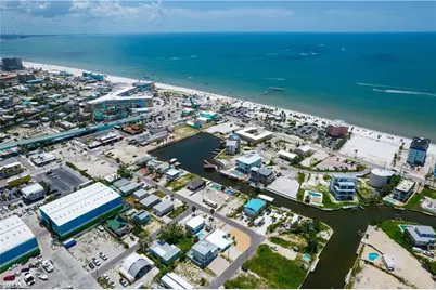 412 Harbor Ct, Fort Myers Beach, FL 33931 - Photo 32