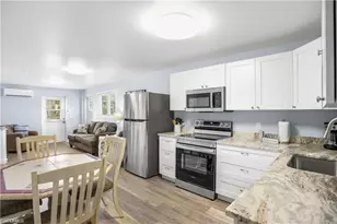 412 Harbor Ct, Fort Myers Beach, FL 33931 - Photo 12
