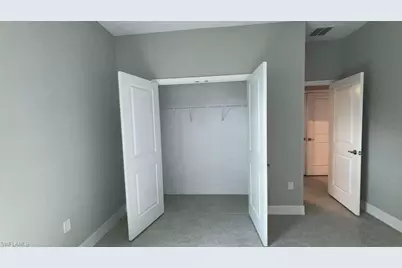 460 Westchester Dr, Lehigh Acres, FL 33972 - Photo 18