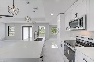850 Foxtail St, Lehigh Acres, FL 33974 - Photo 10