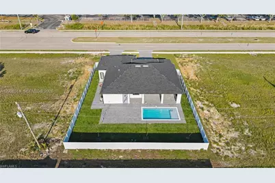628 Chiquita Blvd N, Cape Coral, FL 33993 - Photo 34