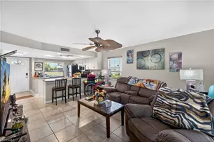 5027 SW 16th Pl, Cape Coral, FL 33914 - Photo 4