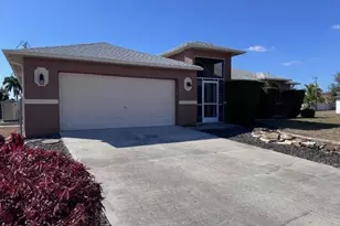 1230 NE 5th Ave, Cape Coral, FL 33909 - Photo 2