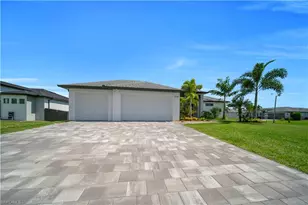 2728 SW 4th Ln, Cape Coral, FL 33991 - Photo 12