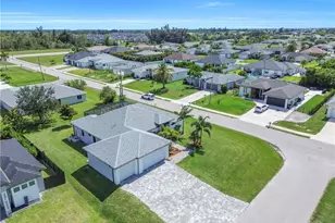 2728 SW 4th Ln, Cape Coral, FL 33991 - Photo 44