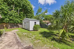 3067 Buena Vista Ln, Naples, FL 34105 - Photo 16