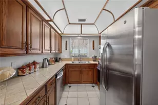 6072 Huntington Woods Drive, Naples, FL 34112 - Photo 6