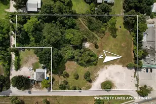 207 N 15th St, Immokalee, FL 34142 - Photo 1