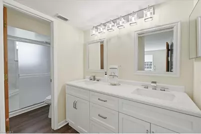 801 SW 11th Pl, Cape Coral, FL 33991 - Photo 14