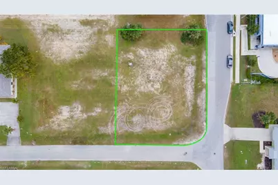 1941 SW Santa Barbara Pl, Cape Coral, FL 33991 - Photo 4