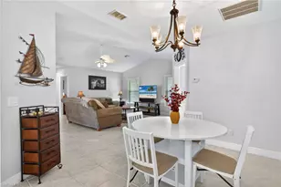 12593 Coconut Creek Ct, Fort Myers, FL 33908 - Photo 14