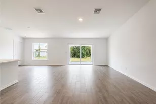 2925 NE 6th Ave, Cape Coral, FL 33909 - Photo 6