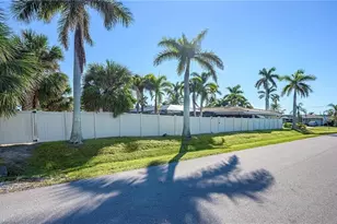 171 SW 51st Terrace, Cape Coral, FL 33914 - Photo 10