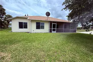 1701 NE 26th Terrace, Cape Coral, FL 33909 - Photo 26