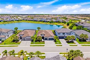 11583 Canopy Loop, Fort Myers, FL 33913 - Photo 2