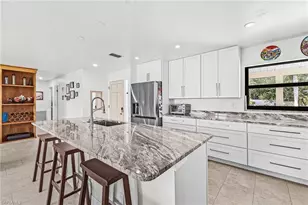 3009 SE 19th Pl, Cape Coral, FL 33904 - Photo 10