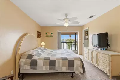 3935 Country Club Blvd #22, Cape Coral, FL 33904 - Photo 16