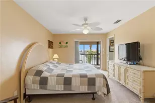3935 Country Club Blvd, Cape Coral, FL 33904 - Photo 16