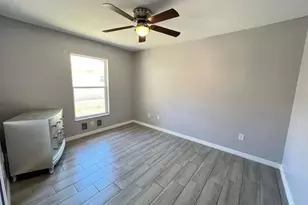 715 SE 24th Ave, Cape Coral, FL 33990 - Photo 16