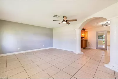 2319 Barcelona Ave, Fort Myers, FL 33905 - Photo 6