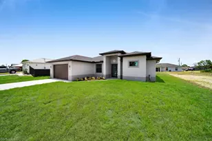 1426 NW 17th Ave, Cape Coral, FL 33993 - Photo 10