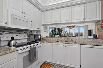 14751 Hole in 1 Cir #205, Fort Myers, FL 33919 - Photo 8