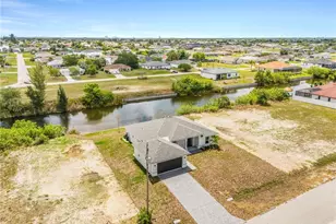 1723 NE 1st Ave, Cape Coral, FL 33909 - Photo 28